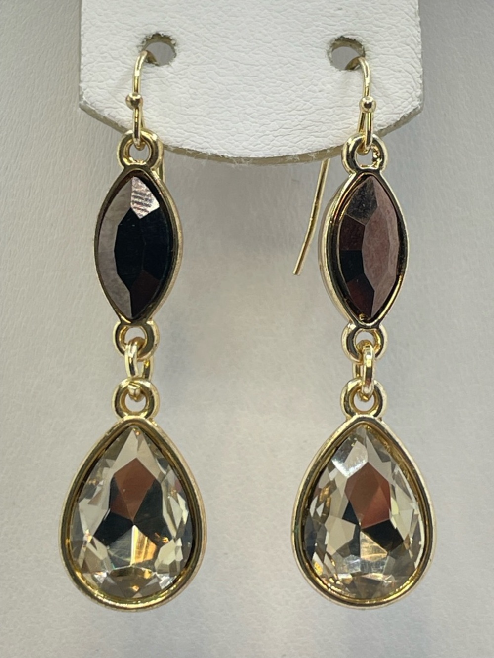 Liz Claiborne Gold Champaign Crystal Drop Earrings Teardrop Dangle Elegant